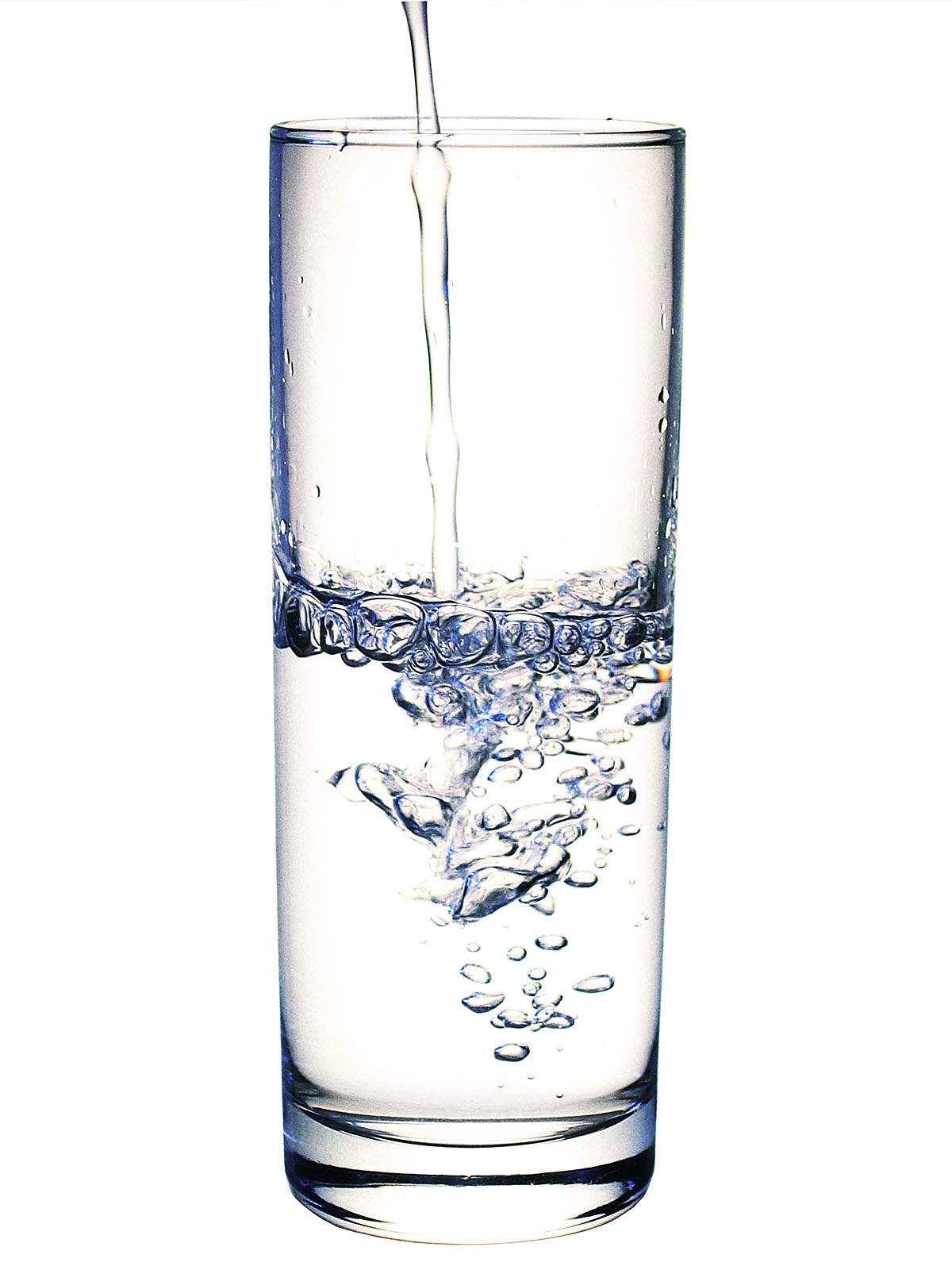 Woda do picia – pracodawca musi ją zapewnić w upalne dni